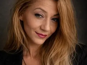 Myfreecams Watch Live Sex Cams of MatureMystique