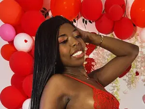 Myfreecams Free Live Porn of CoralW