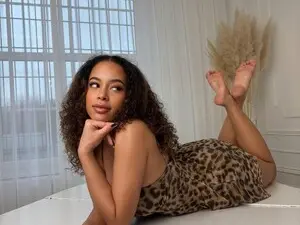 Myfreecams Free Live Porn of CamilleeAmour