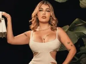 Myfreecams Free Porn Cam of LisaMonroe1