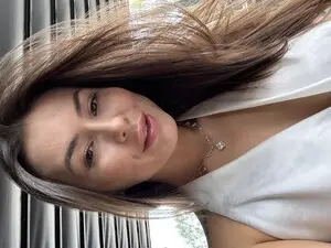 Myfreecams Live Sex Cam of Lemyny