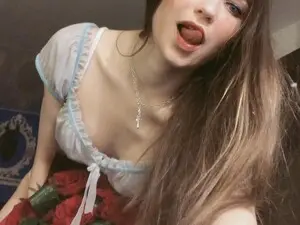 Myfreecams Live Sex Cam of YourCandyBB