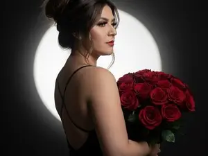 Myfreecams Watch Live Sex Cams of Saraferreira