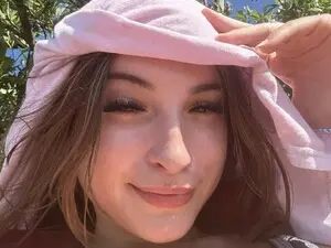 Myfreecams Adult Video Chat of SarahRhyder