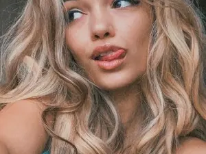 Myfreecams Adult Webcams of BelleM