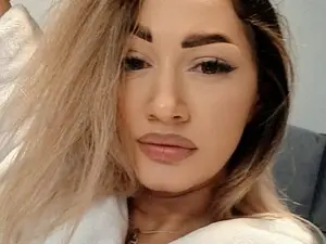 Myfreecams Private Sex Chat of Rossana_doll