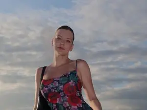 Myfreecams Sex Cam of Hit_Girl_