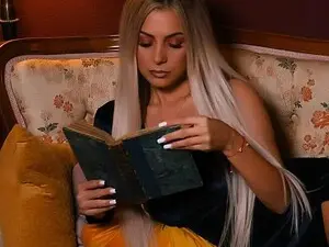 Myfreecams Free Porn Cam of AriannaSins