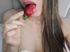 Olecams Free Porn Cam of Lucia_Madrid