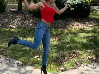 Streamate Adult Webcam of SavanahLinn