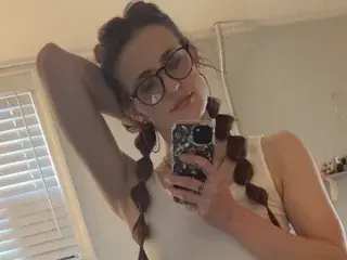 Streamate Sex Cam of SadieBones