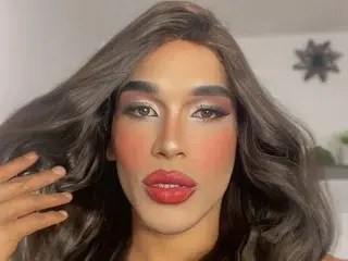 Streamate Free Porn Cam of DollsKiara