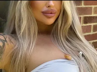 Streamate Best Webcam of LolaChardonnayXX