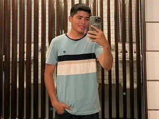 Streamate Sex Cam of Sweet_Apollo