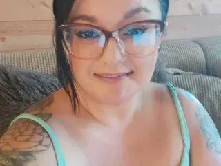 Streamate Free Live Porn of BustyFarmBabe