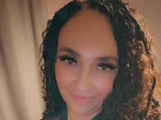 Streamate Watch Live Sex Cams of MilfMillie