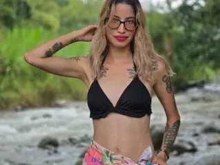 Streamate Live Sex of merrymendezz