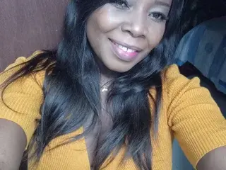 Streamate Sex Cam of lucybonilla