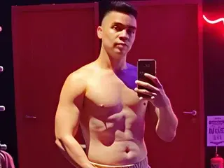 Streamate Free Live Porn of AlexRedfield