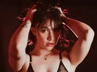 Streamate Nude Webcam of Isabella_Stewart