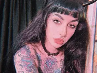 Streamate Sex Cam of lunaisgriffin