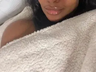 Streamate Nude Webcam of BlissfullyAmber