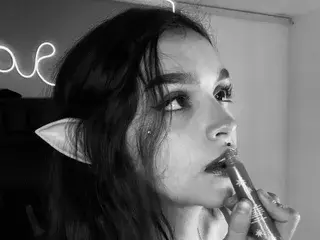 Streamate Watch Live Sex Cams of MarietteJones