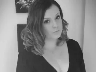 Streamate Live Porn of NaughtyWifeUK