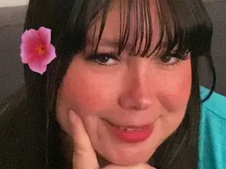 Streamate Nude Webcam of CuttieEsmeralda