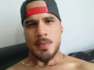 Streamate Free Porn Cam of Nicolas_Moralesex