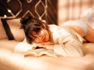 Streamate Nude Webcam of Juliette_Art