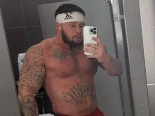 Streamate Live Porn of Theglobalhustler