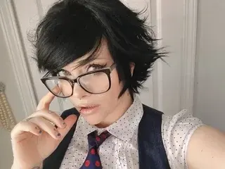 Streamate Free Live Porn of EmoBoop27