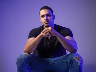 Streamate Live Sex Cam of ChristopherBlack