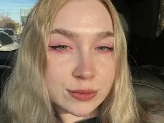 Streamate Best Webcam of Lily_Flower69