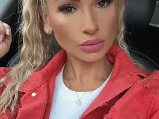 Streamate Sex Chat of MarillynnMoon