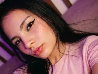 Streamate Free Porn Cam of Sophiee_Staar