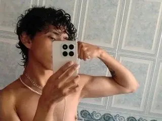 Streamate Adult Video Chat of kairoxx