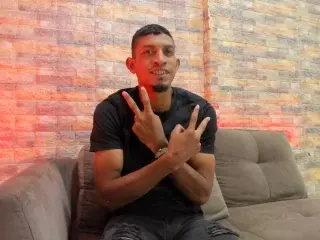 Streamate Watch Live Sex Cams of brad_Browns