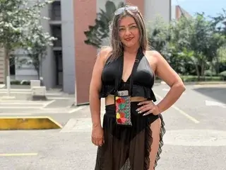 Streamate Free Porn Cam of CarolMiss_79