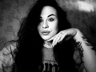 Streamate Nude Webcam of SerahMirabeli