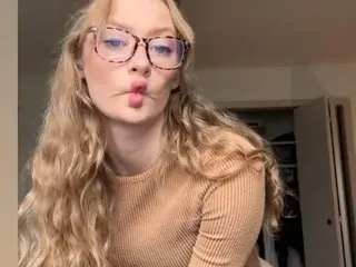 Streamate Live Porn of Bailey_AnnXXX