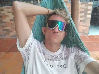 Streamate Free Live Porn of LukeCarl