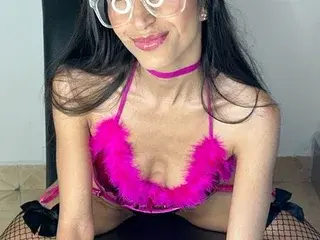 Streamate Free Porn Cam of milapetite
