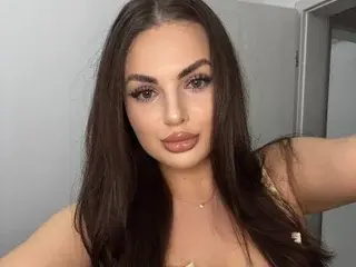 Streamate Nude Webcam of AmeliaN