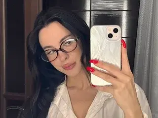 Streamate Adult Webcam of RoxyHey