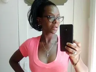 Streamate Live Sex Cam of Choosylover