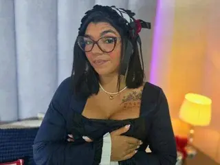 Streamate Nude Webcam of LunnaNoir