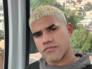 Streamate Live Porn of JHON_B