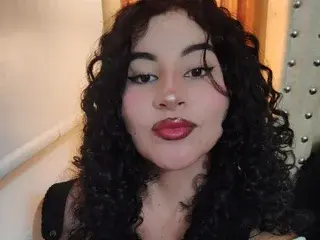 Streamate Free Porn Cam of PenelopeRoosse